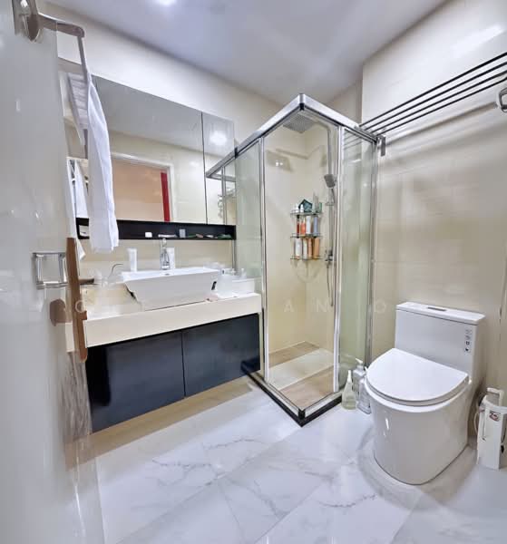 $1,3xx PSF in a $2,7xx PSF Lentor District — The Lentor Mismatch with 5% Rental Yield! Condominium For Sale at S$ 1,388,888 | PropertyGuru Singapore - Bathroom