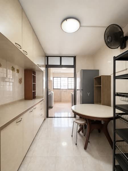 635 Yishun Street 61, 635 Yishun Street 61, Sembawang / Yishun, 3 Bedrooms, 1,119 sqft, HDB Flat For Sale, by Jake Tay, 500093131 - Kitchen - PropertyGuru.com.sg
