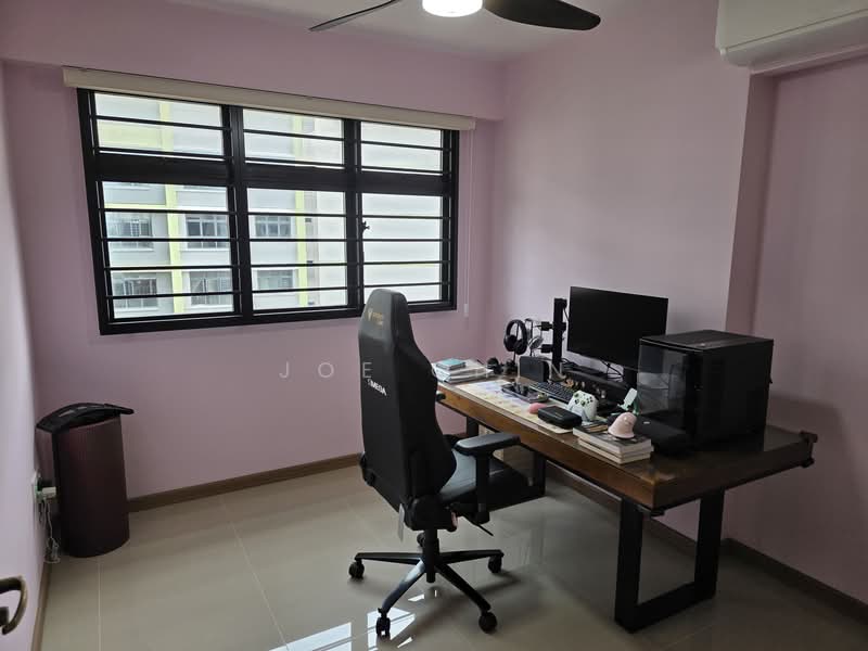 458A Sengkang West Road HDB Flat For Sale at S$ 678,000 | PropertyGuru Singapore - Study