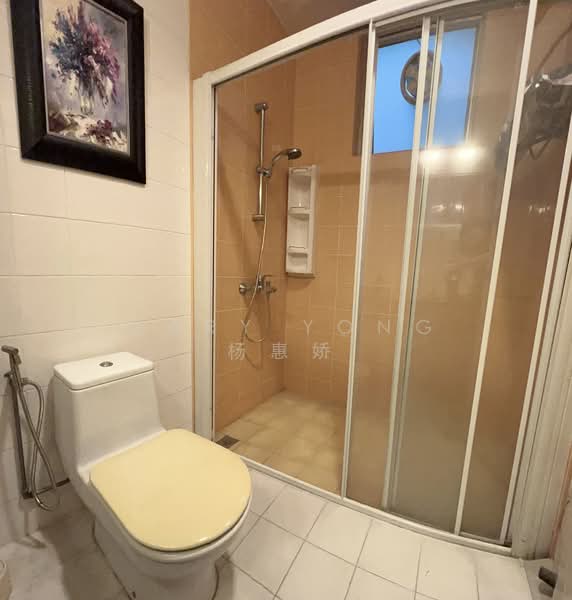 The Baycourt, 461A Upper East Coast Road, Room Rental, 130 sqft, Condominium For Rent, by Mary Yong 杨惠娇, 500093181 - Bathroom - PropertyGuru.com.sg