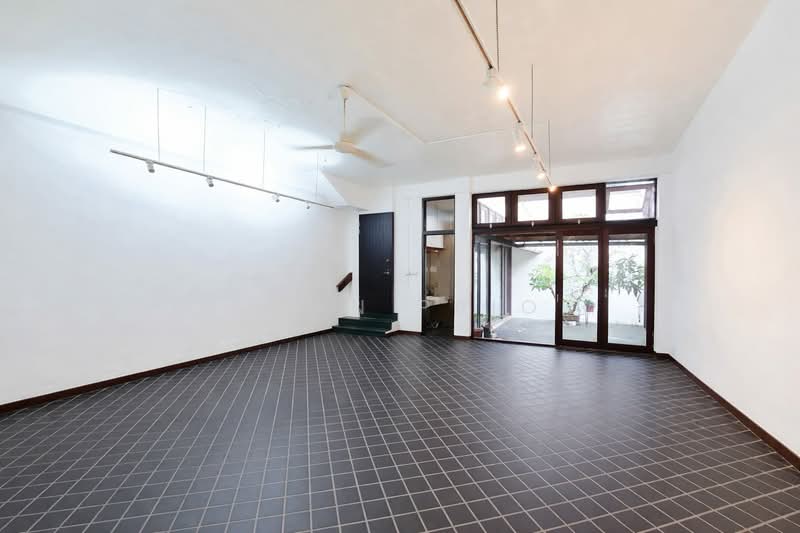 Cosy Emerald 1 Bed No Cooking, $4K, EMERALD HILL CONSERVATION AREA, 1 Bedroom, 950 sqft, Conservation House For Rent, by Susan Prior, 500093200 - Interior - PropertyGuru.com.sg