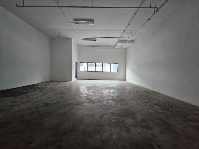 Premier @ Kaki Bukit, 8 Kaki Bukit Avenue 4, 1,098 sqft, Factory / Workshop (B2) For Rent, by John Ng, 500093227 - Interior - CommercialGuru.com.sg