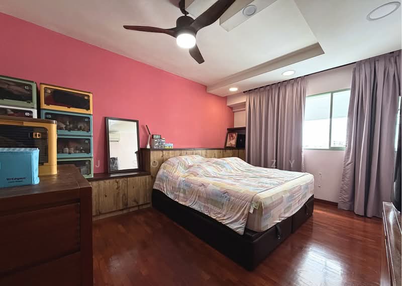 125 Bukit Batok Central HDB Flat For Sale at S$ 925,000 | PropertyGuru Singapore - Bedroom