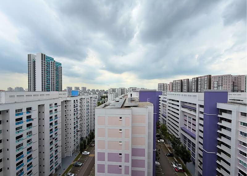 125 Bukit Batok Central HDB Flat For Sale at S$ 925,000 | PropertyGuru Singapore - Exterior