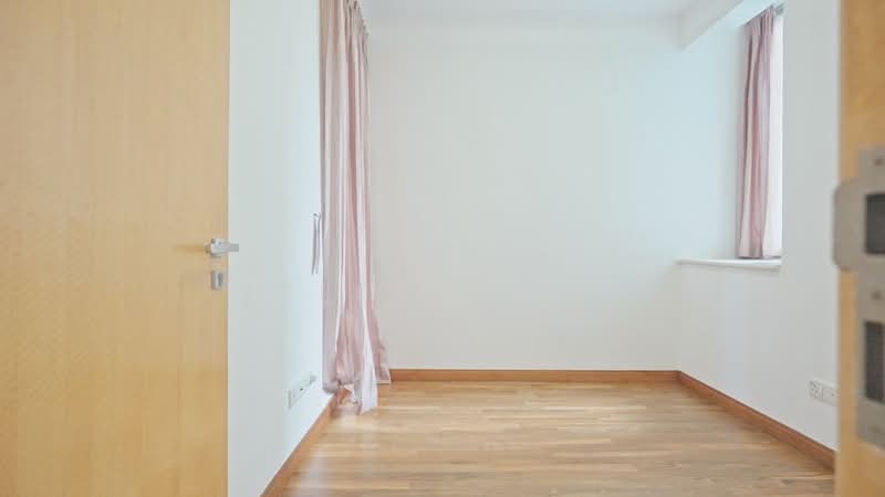 Cairnhill Crest Condominium For Sale at S$ 4,200,000 | PropertyGuru Singapore - Interior