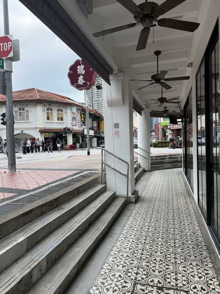 Corner prominent restaurant, , 1,233 sqft, Food & Beverage For Rent, by Zack Goh Tze Khiang, 500093240 - Exterior - CommercialGuru.com.sg