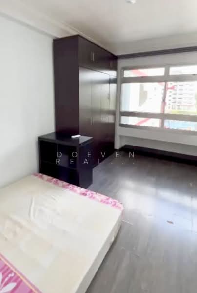 208 Pasir Ris Street 21, 208 Pasir Ris Street 21, 4 Bedrooms, 1,571 sqft, HDB Flat For Rent, by DOEVEN REAL ESTATE, 500093243 - Bedroom - PropertyGuru.com.sg