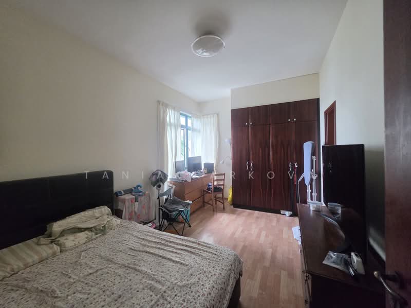 Parc Palais Condominium For Sale at S$ 2,298,220 | PropertyGuru Singapore - Bedroom