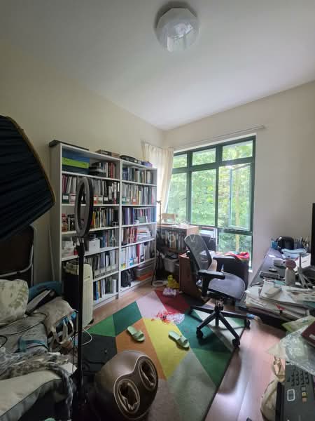 Parc Palais Condominium For Sale at S$ 2,298,220 | PropertyGuru Singapore - Study