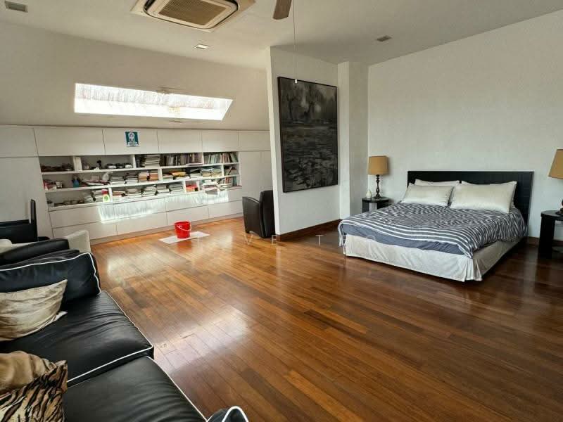 Sian Tuan Avenue Detached House For Sale at S$ 16,000,000 | PropertyGuru Singapore - Bedroom