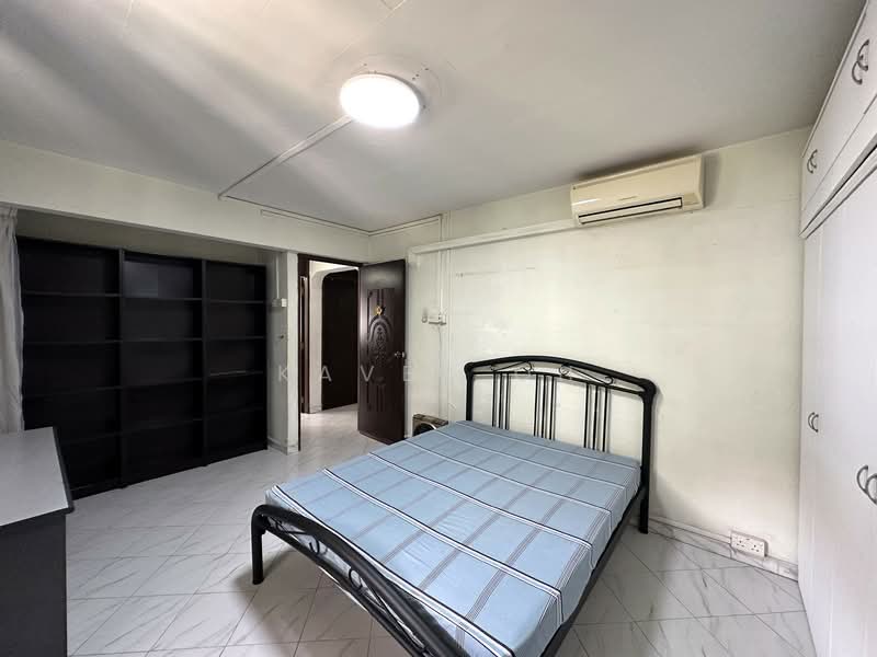 161 Yishun Street 11 HDB Flat For Sale at S$ 599,999 | PropertyGuru Singapore - Bedroom