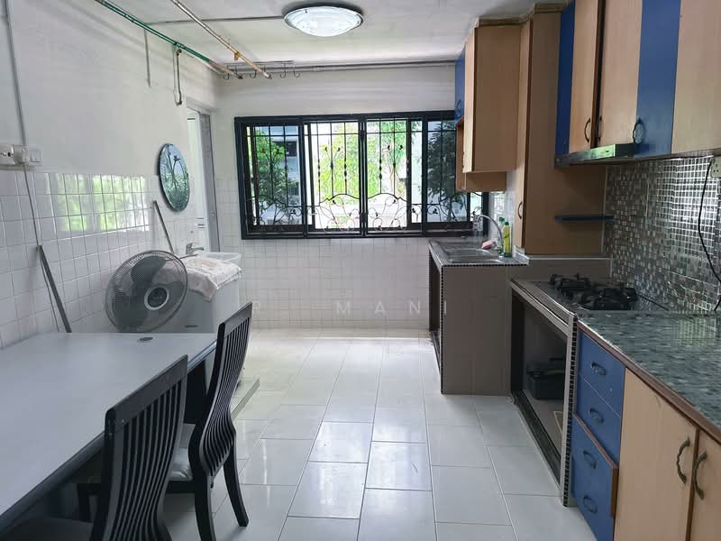 587 Cheng San Court, 587 Ang Mo Kio Avenue 3, 2 Bedrooms, 721 sqft, HDB Flat For Rent, by R. Mani, 500093262 - Kitchen - PropertyGuru.com.sg