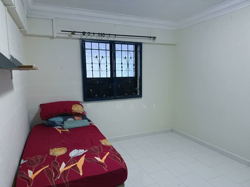 587 Cheng San Court, 587 Ang Mo Kio Avenue 3, 2 Bedrooms, 721 sqft, HDB Flat For Rent, by R. Mani, 500093262 - Bedroom - PropertyGuru.com.sg