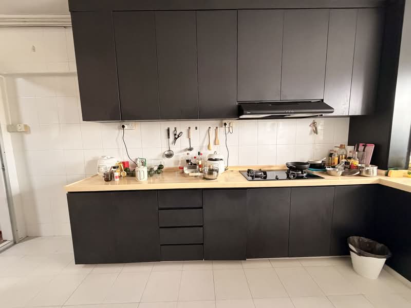 711 Clementi West Street 2, 711 Clementi West Street 2, 2 Bedrooms, 721 sqft, HDB Flat For Rent, by Steven Choo, 500093273 - Kitchen - PropertyGuru.com.sg