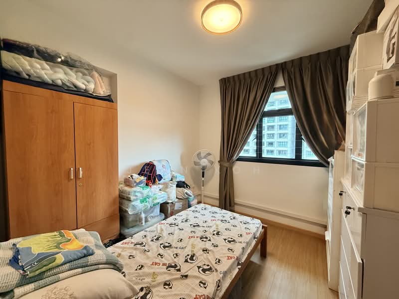 415A Northshore Drive HDB Flat For Sale at S$ 822,000 | PropertyGuru Singapore - Bedroom