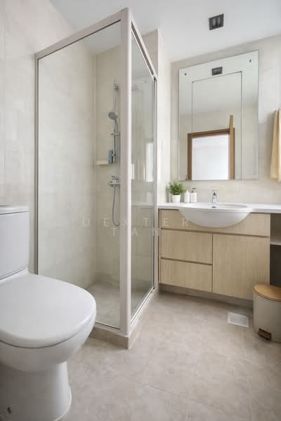 Hillview Regency Condominium For Sale at S$ 1,380,000 | PropertyGuru Singapore - Bathroom