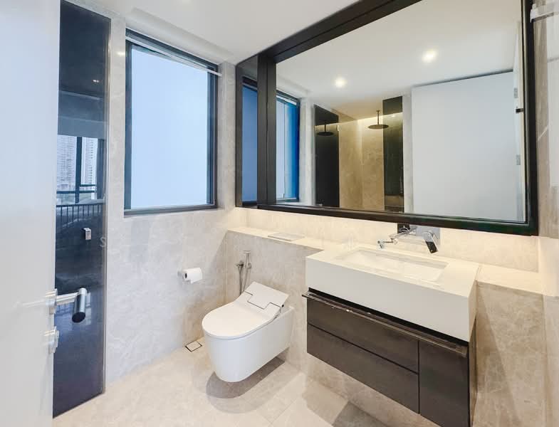 Riviere Condominium For Sale at S$ 3,380,000 | PropertyGuru Singapore - Bathroom
