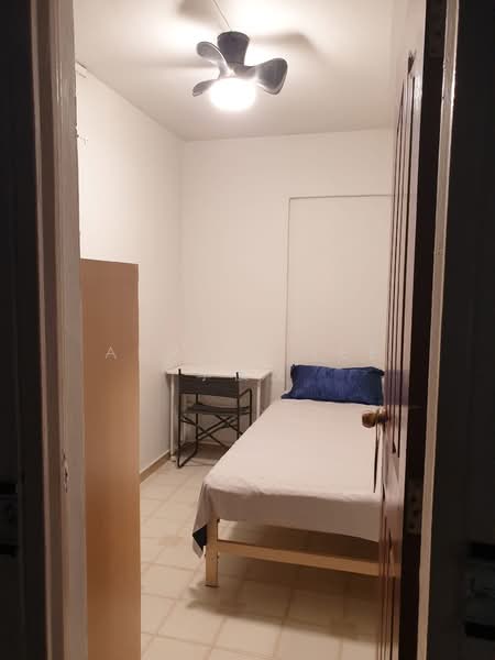 558 Jurong West Street 42, 558 Jurong West Street 42, Room Rental, 150 sqft, HDB Flat For Rent, by Adrian Lee 李俊汶, 500093299 - Bedroom - PropertyGuru.com.sg