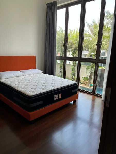 Parksuites, 18 Holland Grove Road, 2 Bedrooms, 807 sqft, Condominium For Rent, by Cheraine Tan, 500093312 - Bedroom - PropertyGuru.com.sg