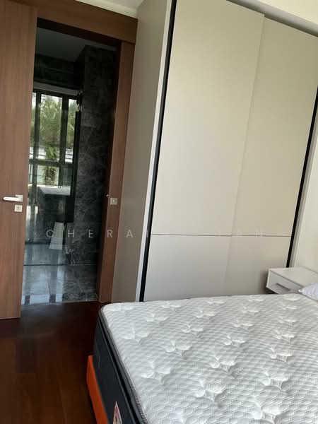 Parksuites, 18 Holland Grove Road, 2 Bedrooms, 807 sqft, Condominium For Rent, by Cheraine Tan, 500093312 - Bedroom - PropertyGuru.com.sg