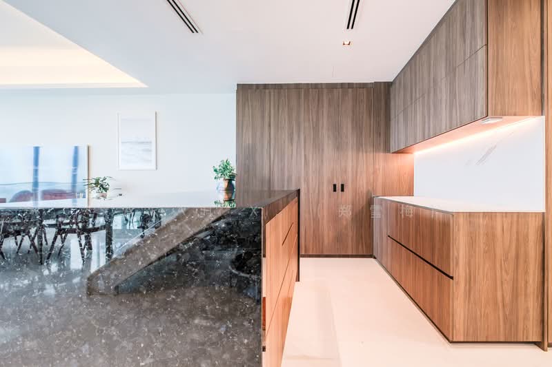 The Azure, 201 Ocean Drive, 4 Bedrooms, 3,165 sqft, Condominium For Sale, by Sarah X. (郑雪梅), 500093315 - Kitchen - PropertyGuru.com.sg