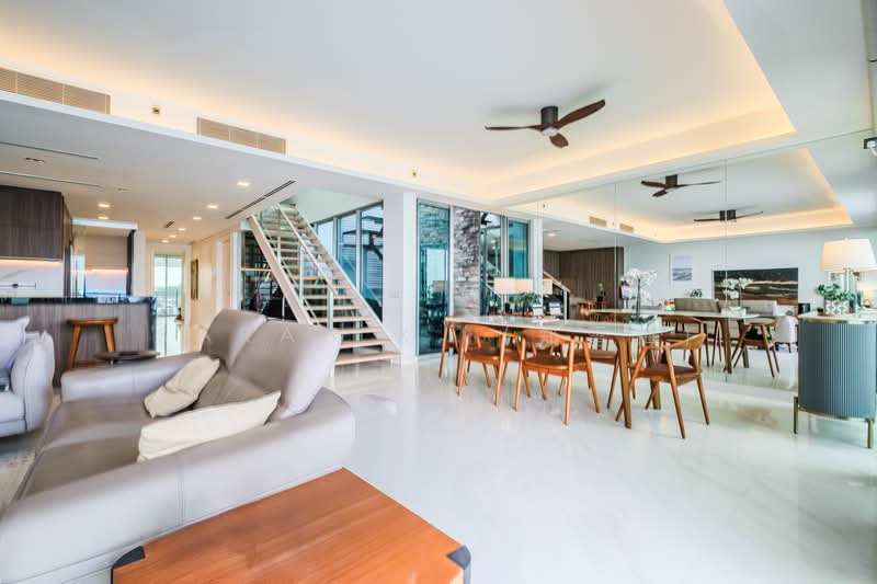 The Azure, 201 Ocean Drive, 4 Bedrooms, 3,165 sqft, Condominium For Sale, by Sarah X. (郑雪梅), 500093315 - Living Room - PropertyGuru.com.sg