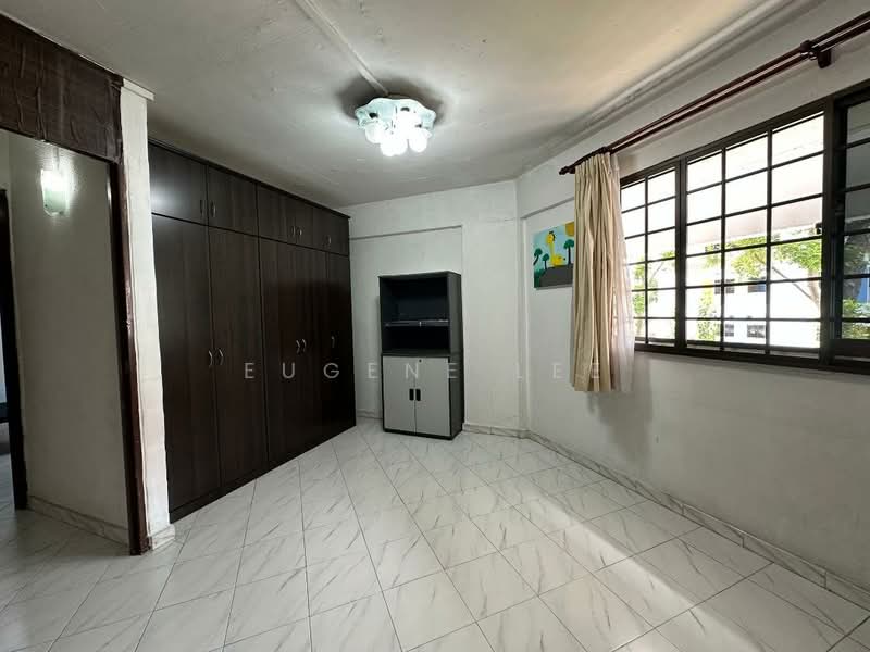 161 Yishun Street 11 HDB Flat For Sale at S$ 599,999 | PropertyGuru Singapore - Bedroom