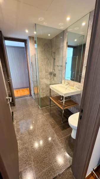Draycott Eight Condominium For Sale at S$ 6,320,520 | PropertyGuru Singapore - Bathroom