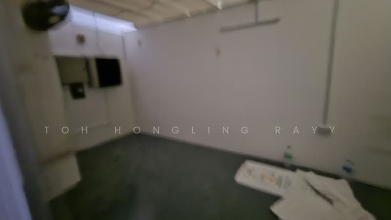 Ubi showrooms l Office I Warehouse I Light industrial, , 2,000 sqft, Factory / Workshop (B2) For Rent, by Toh HongLing Rayy, 500093346 - Interior - CommercialGuru.com.sg
