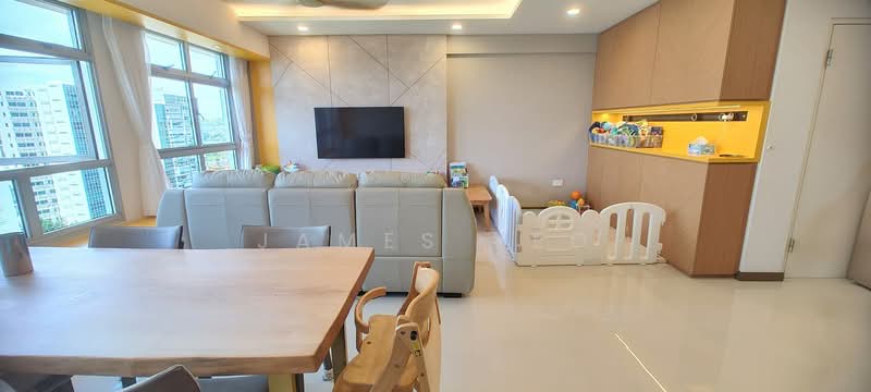 875B Tampines Street 86 HDB Flat For Sale at S$ 970,000 | PropertyGuru Singapore - Living Room