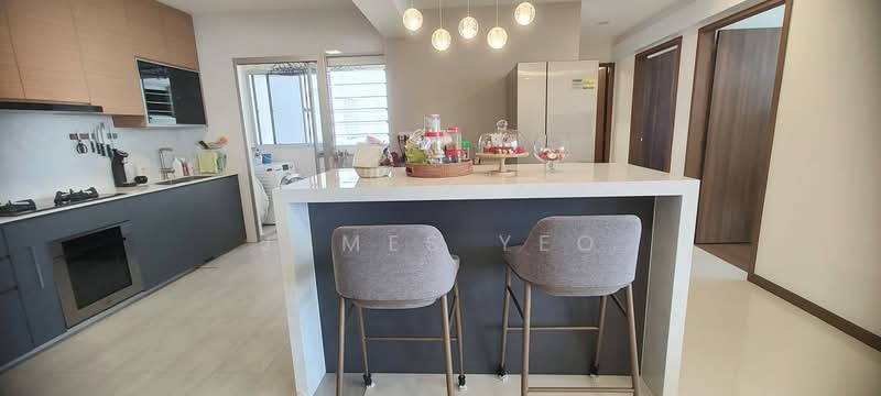 875B Tampines Street 86 HDB Flat For Sale at S$ 970,000 | PropertyGuru Singapore - Kitchen