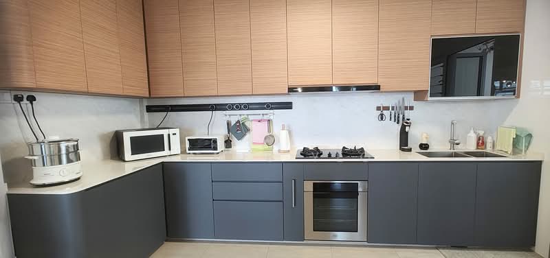 875B Tampines Street 86 HDB Flat For Sale at S$ 970,000 | PropertyGuru Singapore - Kitchen