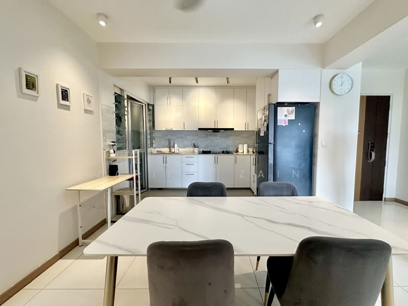227A Ang Mo Kio Street 23 HDB Flat For Sale at S$ 1,000,000 | PropertyGuru Singapore - Kitchen