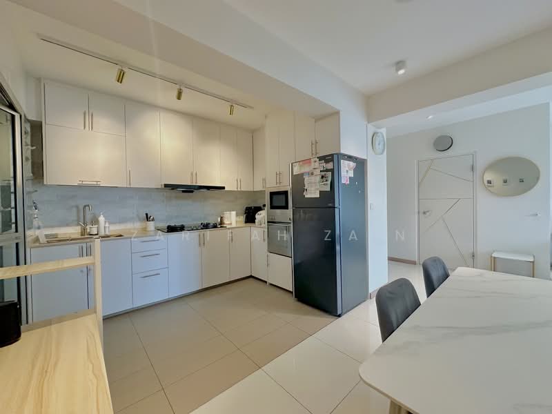 227A Ang Mo Kio Street 23 HDB Flat For Sale at S$ 1,000,000 | PropertyGuru Singapore - Kitchen