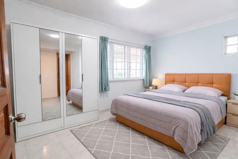 250 Hougang Avenue 3 HDB Flat For Sale at S$ 550,000 | PropertyGuru Singapore - Bedroom