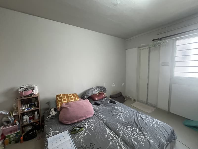 347 Woodlands Avenue 3, 347 Woodlands Avenue 3, 3 Bedrooms, 904 sqft, HDB Flat For Rent, by Dan Tay, 500093361 - Bedroom - PropertyGuru.com.sg