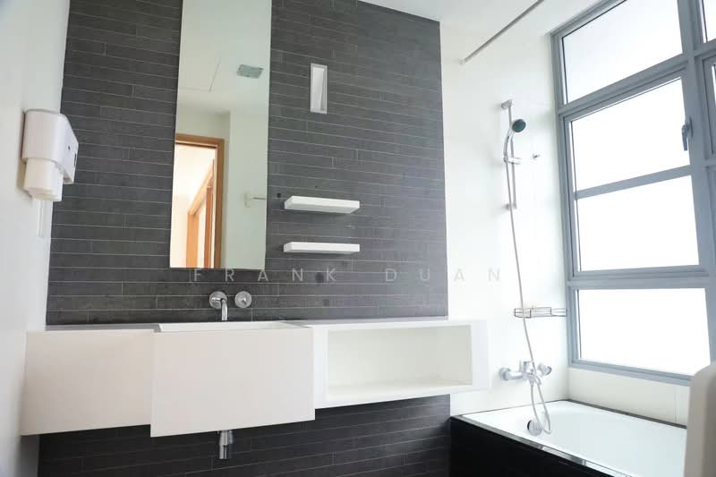 Park Infinia at Wee Nam, 2 Lincoln Road, 1 Bedroom, 560 sqft, Condominium For Rent, by Frank Duan, 500093362 - Bathroom - PropertyGuru.com.sg
