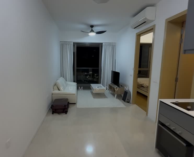 The Tre Ver Condominium For Sale at S$ 960,000 | PropertyGuru Singapore - Living Room