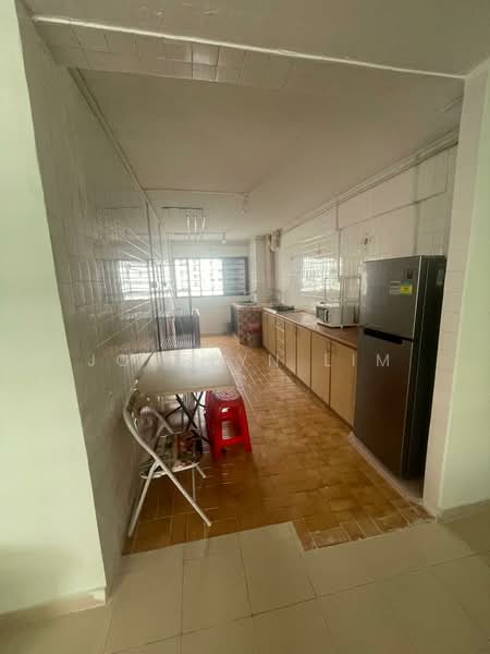 332 Serangoon Avenue 3, 332 Serangoon Avenue 3, 3 Bedrooms, 904 sqft, HDB Flat For Rent, by Jocelyn Lim, 500093390 - Kitchen - PropertyGuru.com.sg