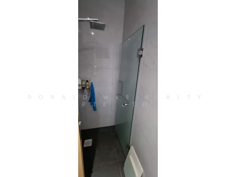 Loft@Holland Condominium For Sale at S$ 860,000 | PropertyGuru Singapore - Bathroom