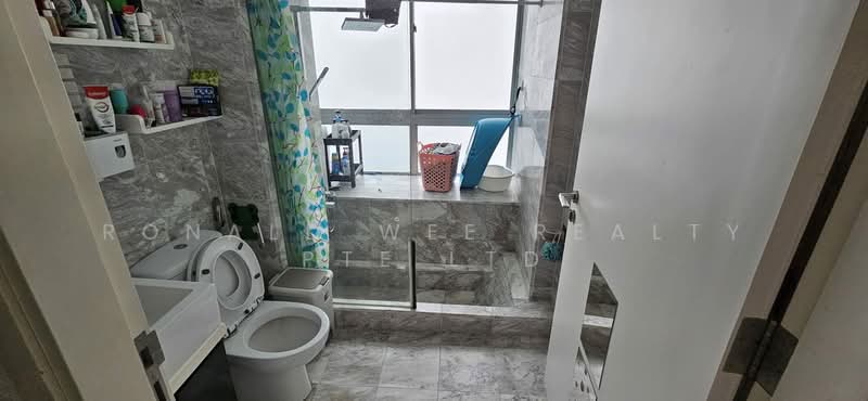 Zenith @ Zion Apartment For Sale at S$ 1,280,000 | PropertyGuru Singapore - Bathroom