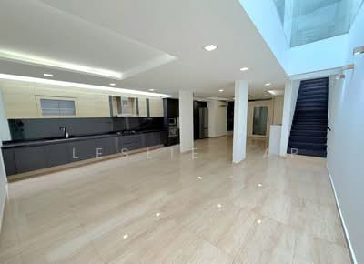 For Sale - Jalan Elok