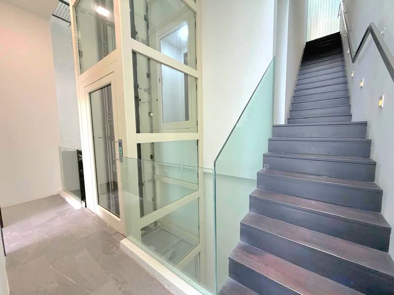 Jalan Elok Terraced House For Sale at S$ 6,900,000 | PropertyGuru Singapore - Interior