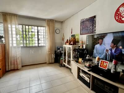 For Sale - 224 Serangoon Avenue 4