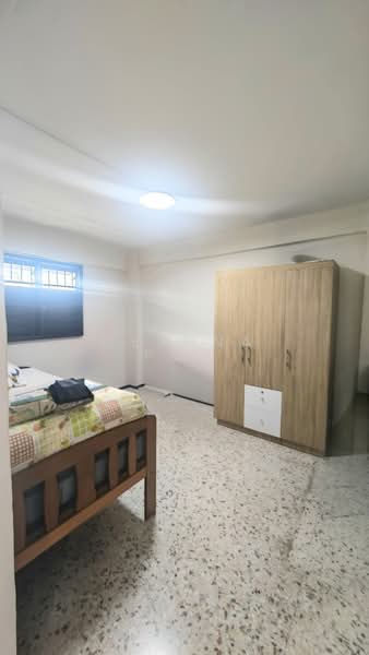 82 Whampoa Drive HDB Flat For Sale at S$ 388,000 | PropertyGuru Singapore - Bedroom