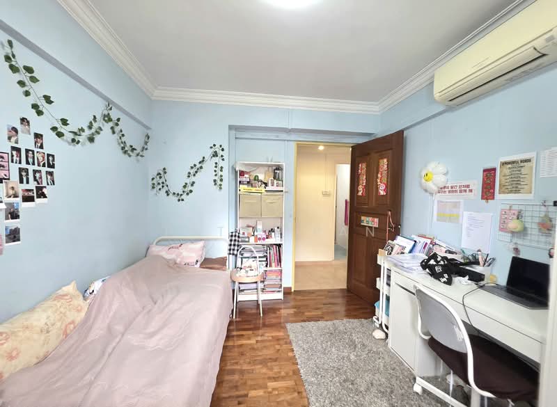 281 Toh Guan Road HDB Flat For Sale at S$ 820,000 | PropertyGuru Singapore