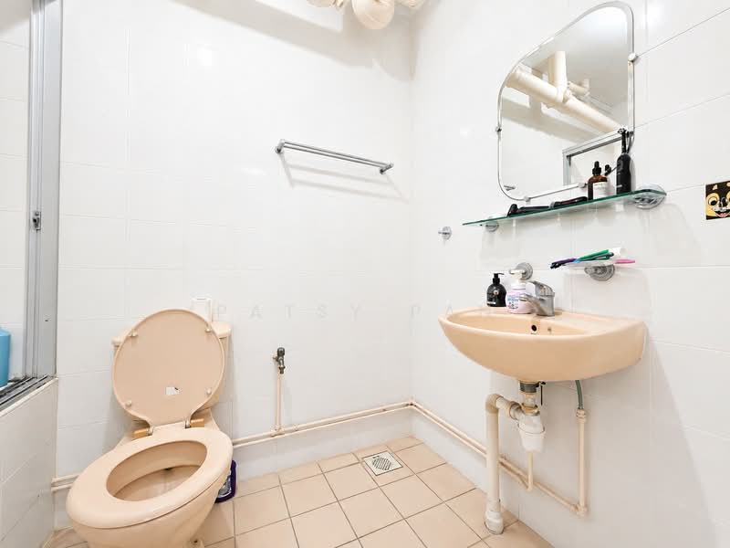 281 Toh Guan Road, 281 Toh Guan Road, 3 Bedrooms, 1,302 sqft, HDB Flat For Sale, by Patsy Pan, 500093443 - PropertyGuru.com.sg