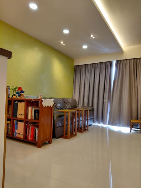 Ripple Bay Condominium For Sale at S$ 1,180,000 | PropertyGuru Singapore - Living Room