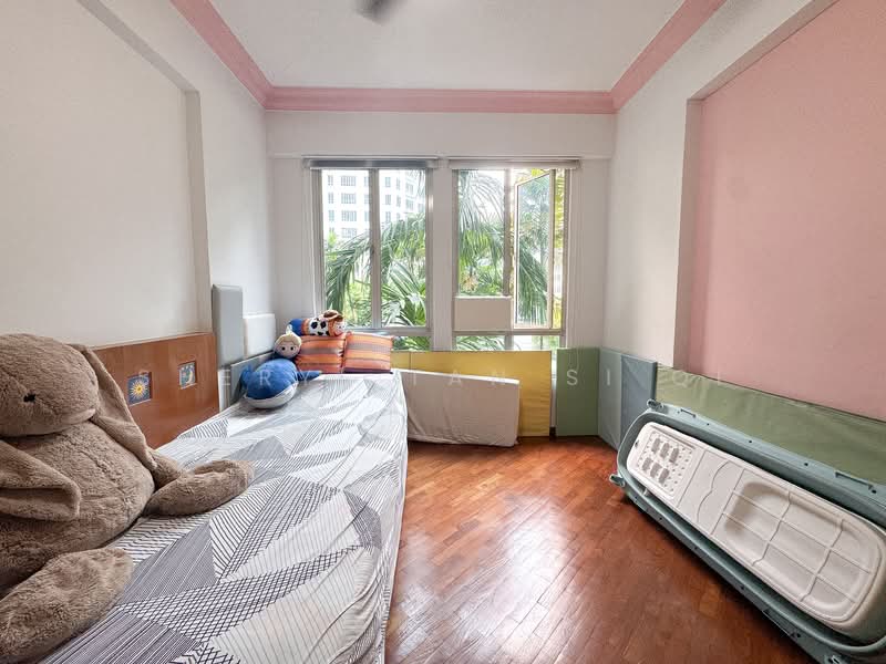 Northoaks Condominium For Sale at S$ 1,250,000 | PropertyGuru Singapore - Bedroom