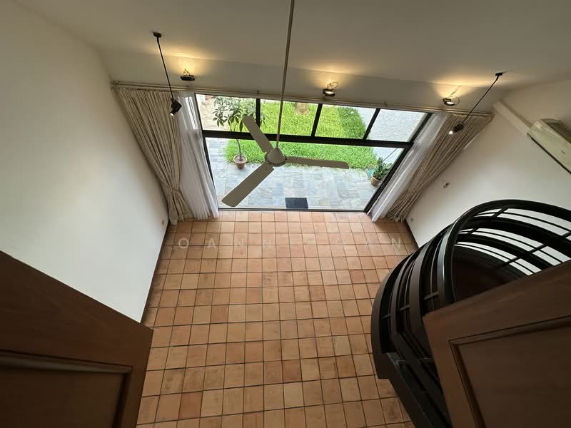 Villa Des Flores Condominium For Sale at S$ 3,880,000 | PropertyGuru Singapore - Interior